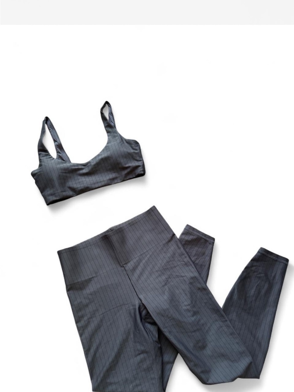 Fabletics lux 360 black pinstripe set with thin vertical stripes - Picture 3 of 5